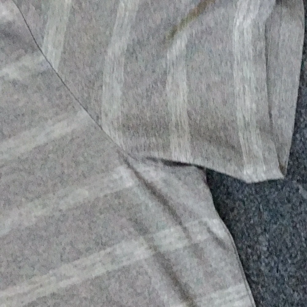 PUMA GOLF SHIRT.